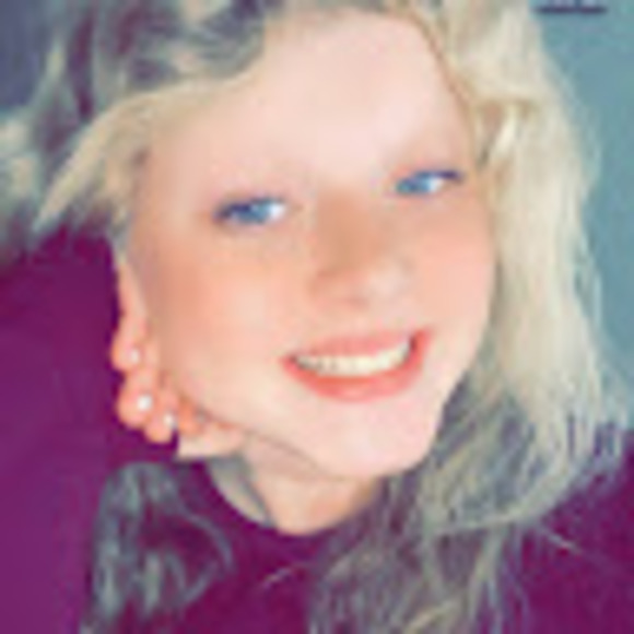 Meet your Posher, Savannah - Picture 1 of 1